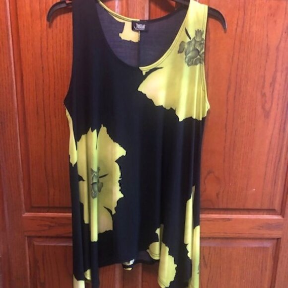 Jostar Women's Print Tank Top -Sleeveless Shark Bite Hem Scoop Neck Tunic  Small - Picture 1 of 4